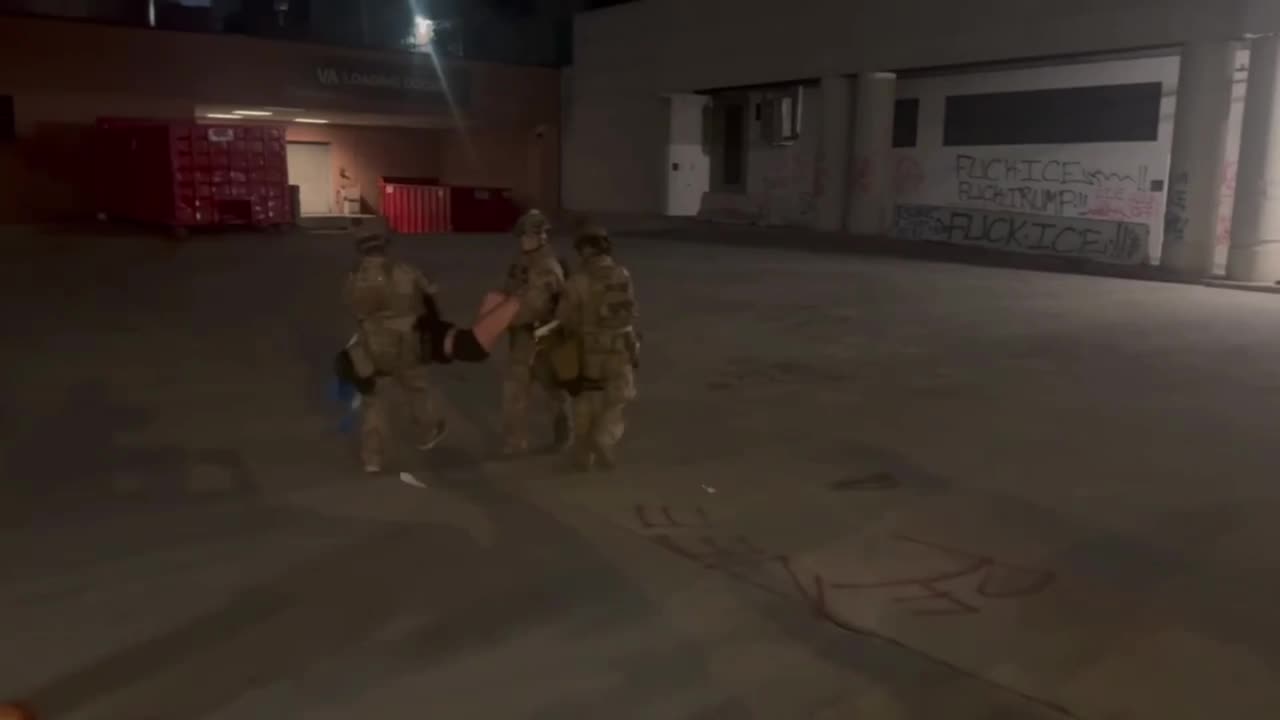 LAPD pushes back on radical left Anti-ICE mob