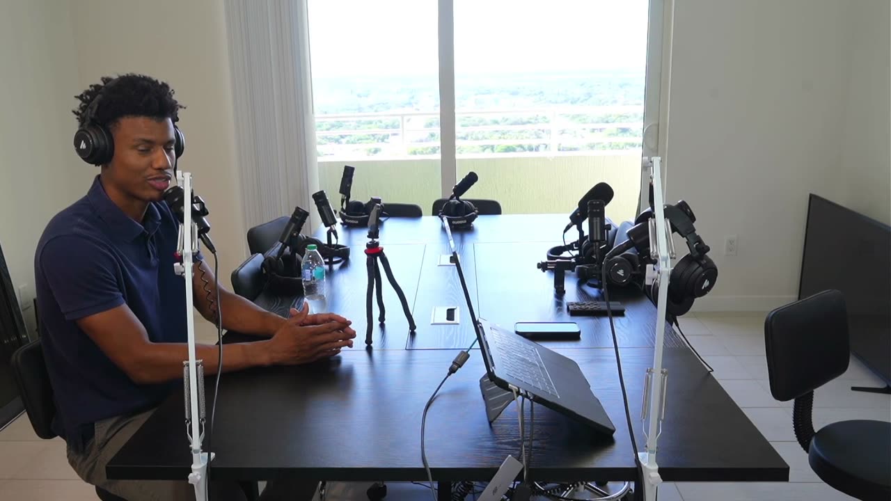 5 STAR LIVESTREAM