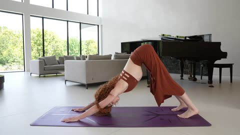 Quick Yoga Stretch ｜ Release Tension in Just Minutes