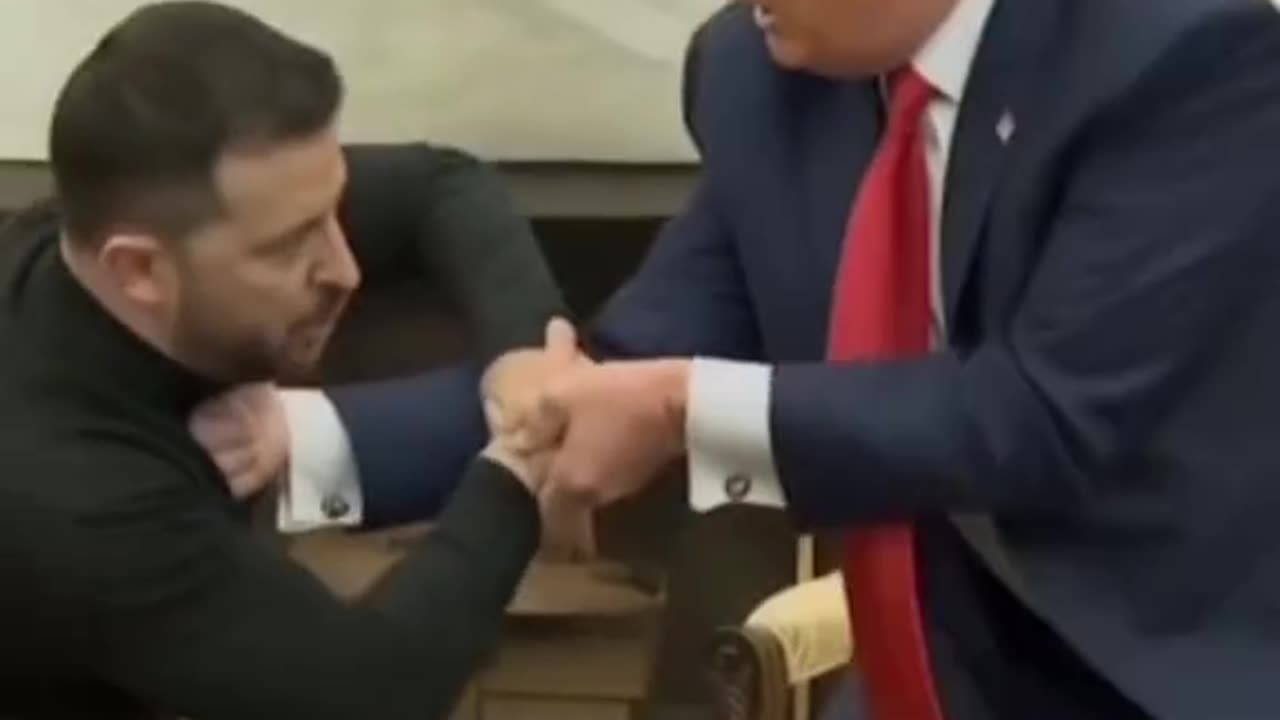 DUELING DONKEYS: WATCH TRUMP$TER GET INTO A FIGHT WITH ZELENSKYY