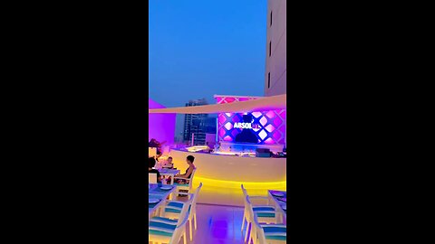 Oh Wow Beautiful top view with Beautiful Moment 🥰 #topview #dubai #lifestyle #luxury #dubaihotel