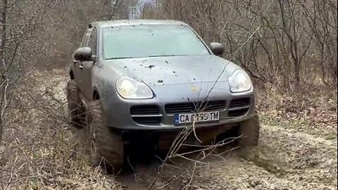 Porsche против Jeep в Mud Off-Road 🚜💪