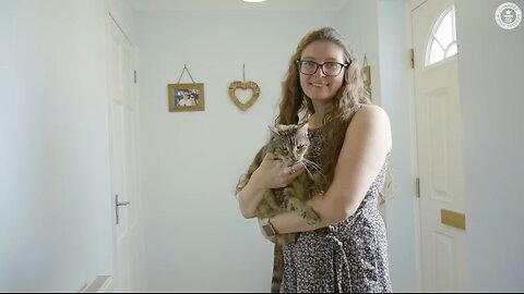 Love All Life Always #311 - Just For Fun, Here Is The Loudest Cat Purr On Record (Living). Purrrrr!