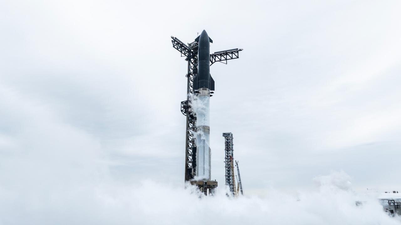 SpaceX Super Heavy Starship Flight Test 11