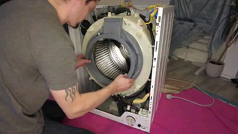 Składańie pralki SAMSUNG ECOBUBBLE WD90J6410AW