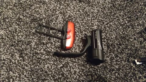 BRILLIANT BIKE LIGHTS 🚥 GUARANTEED TO SHOW THE PATH AHEAD AND MORE. THE BEAM IS LIKE A POWERFUL 🔦