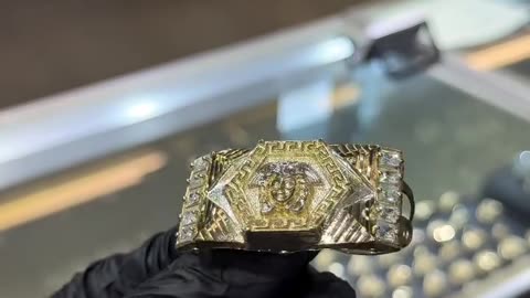 10K Gold Double Finger Medusa Face Ring