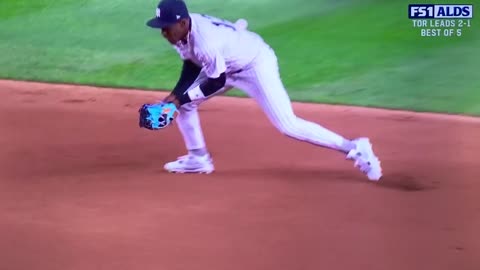 Yankees 2B Jazz Chisholm dogged an easy double play.
			