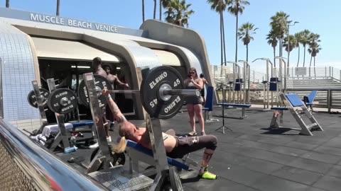 Beach Cycling & Friends Summer Vibes!