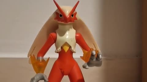 Jakks Pacific 2007 Pokemon Blaziken Action Figure 6 1/2"