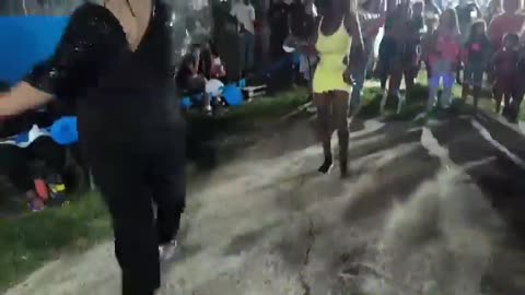 Algo de la fiesta de elección de soberanas de la escuela de samba, Imperio de Villa Sonia, Rivera