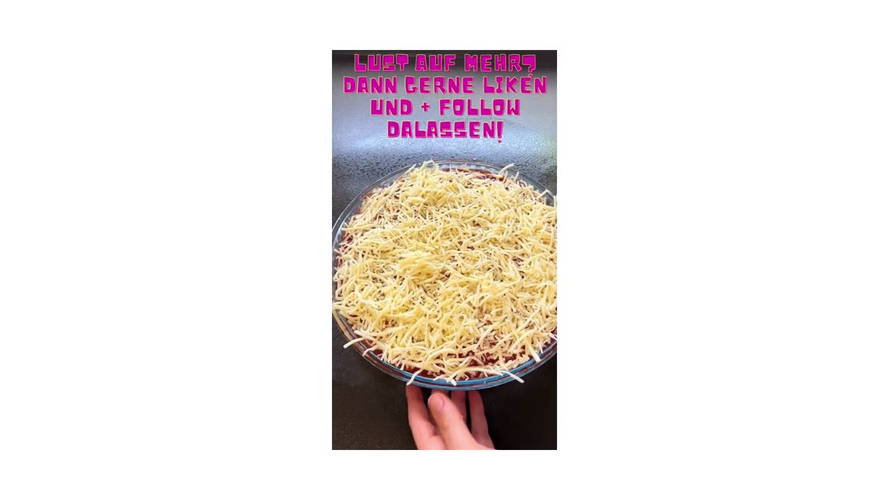 Minced Meat with Cheese Topping