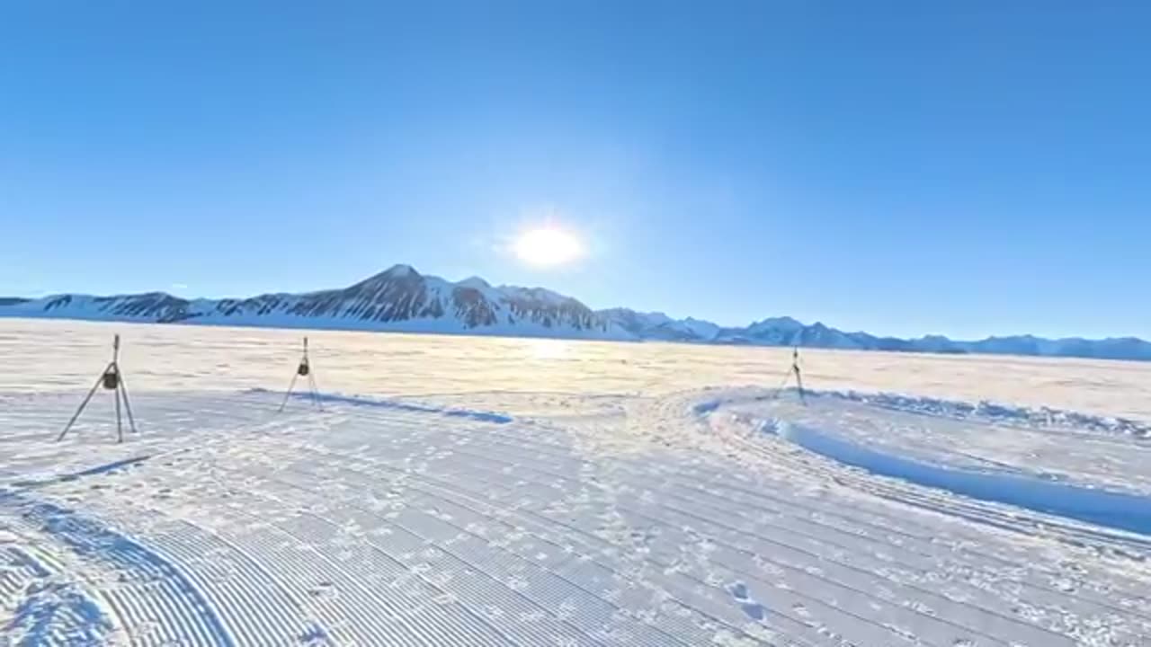 Timelapse of the 24 hour sun in Antartica