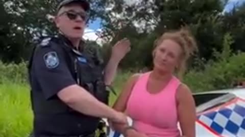 🇦🇺🎪Woman in Australia arrested for saying No to toxic pesticides sprayed on her private property..