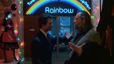 Eyes Wide Shut - The Mannequins Move at the Costume Shop