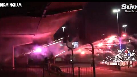 Birmingham (England) looks like the city is under attack - Bonfire night ~ by Sun News