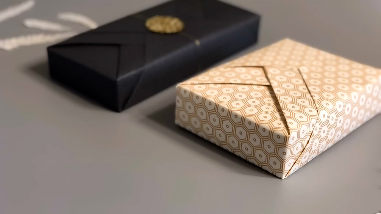 🎁 Creative Gift Wrapping Idea! 🎀 Easy & Beautiful DIY Wrap 💡