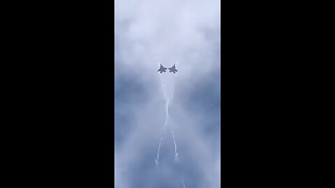 🇺🇸 Pentagon suddenly worried China might learn US secrets… From a US arms deal