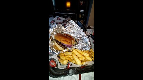 Meal, Happy's Pizza, Cherry Hill Rd, Dbn Hgts, MI, 10/14/25