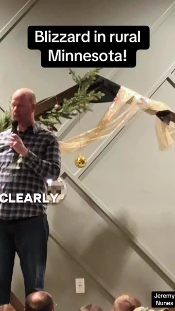 How does a small town mayor work?