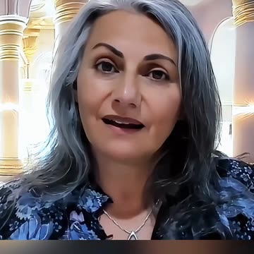 #lifemotivation : LIVE as Your Future Self Now #selfimprovement #joanneantoun