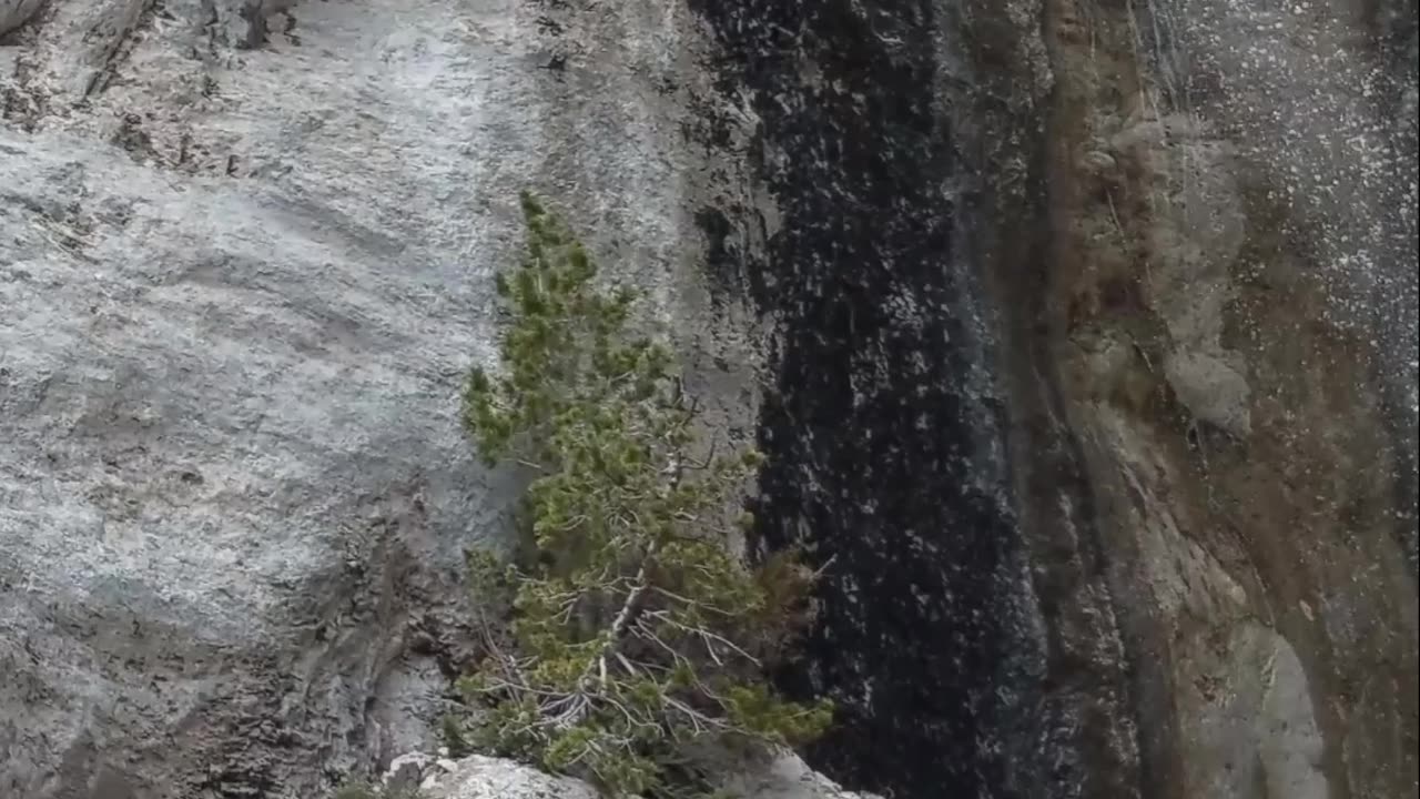 Falling Rock When Filming - Mt. Charleston NV - #dangerous #hiking #waterfall HeadsUp!