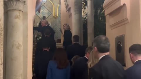 Trump pret në takim Melonin