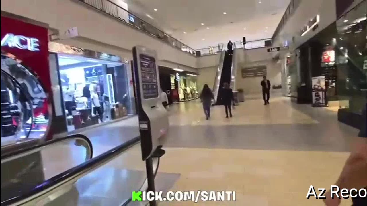 Santis bros after prank they went show shopping and dined 🍽 02/28/25 part8