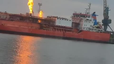 🔥🚢 Ukraine Russia War | Burning Fuel Ship at Izmail | RCF