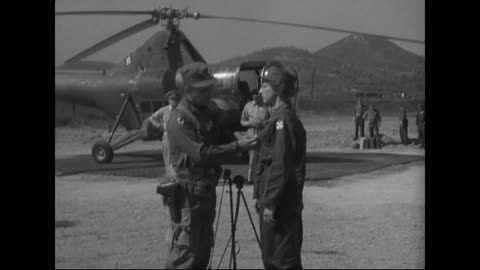 Women in War, Munsan-Ni, Korea - Women in War, Munsan-Ni, Korea - 111-lc-32934