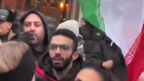 ‘Free Palestine’ activists attack Iranians protesting against the massacre in Iran
