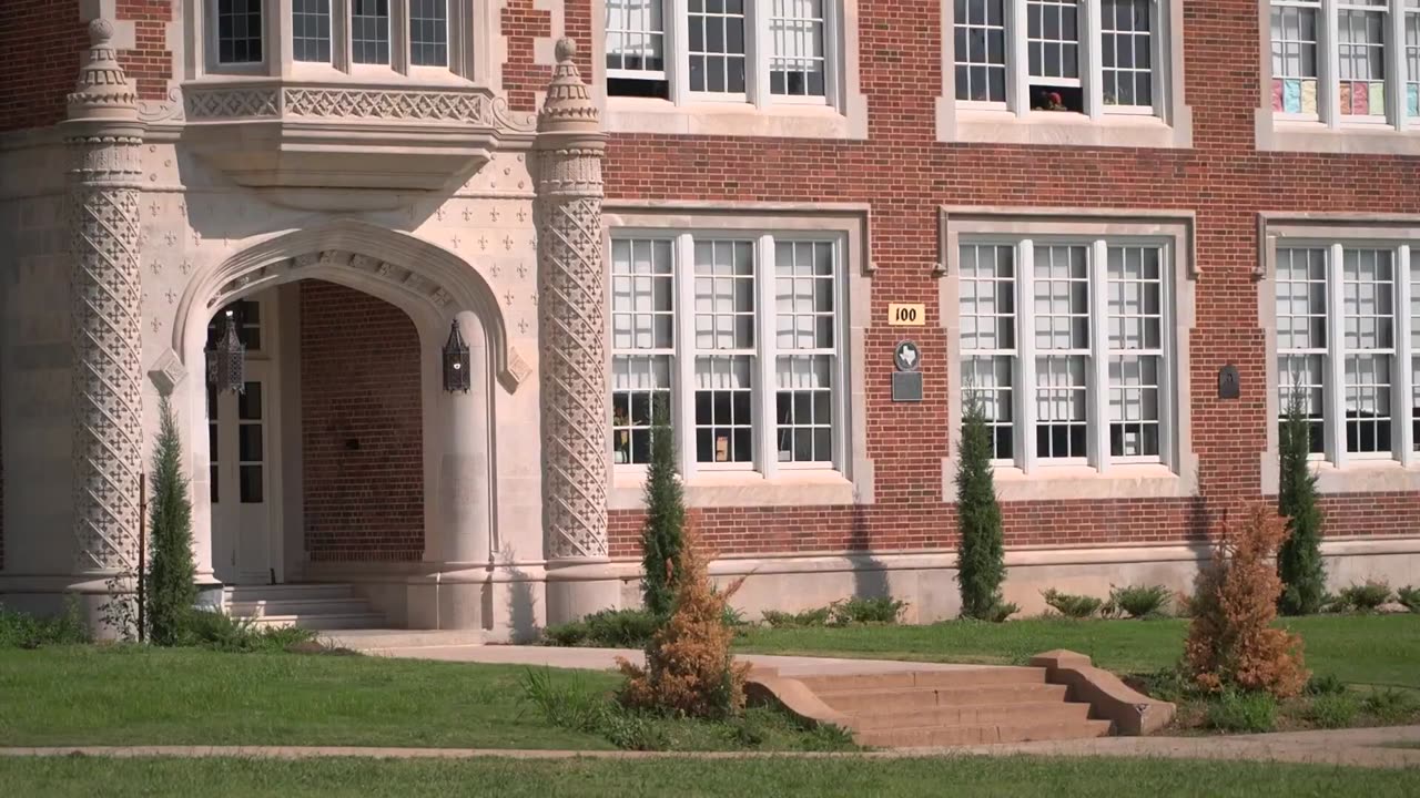 Dallas principal replaced after calling a meeting for black students only