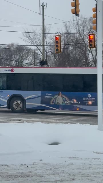 Turkey Rides the City Bus