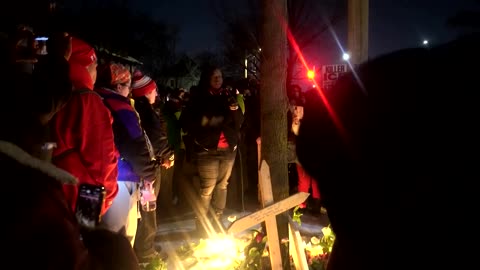 Minneapolis residents mourn woman fatally shot by ICE agent