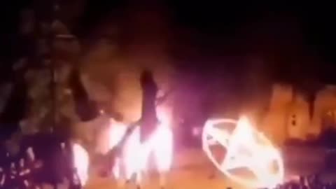 ⛔️⛔️🔞🔞⛔️⛔️ATENCION +18¡¡¡ brujas en ritual satanico 2