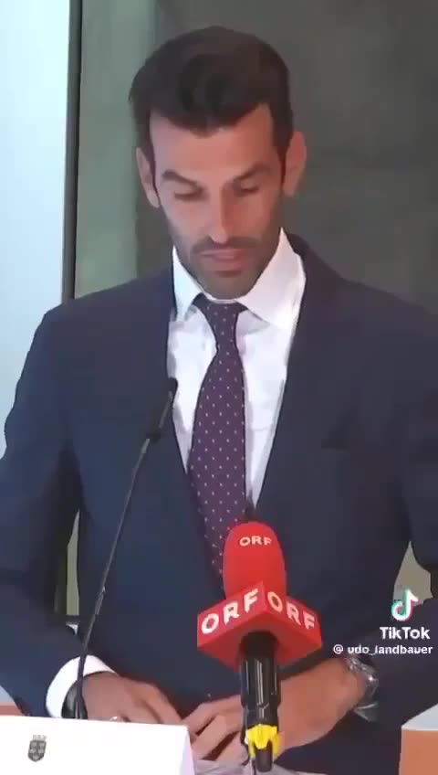 Migrant Klage Bargeld Österreich