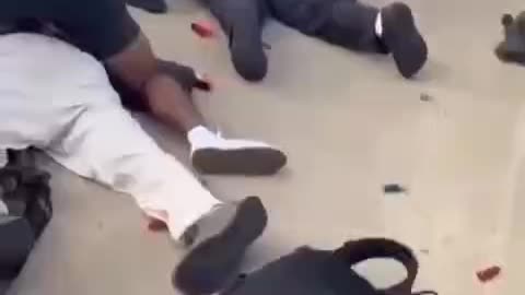 Another scene in the Bondi movie