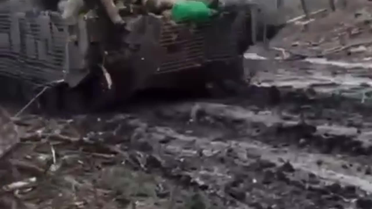 18+ Armed Forces of Ukraine situation. Filmed by Russian servicemen. Pozdnyakov. Subscribe