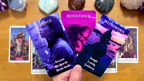 SOMETHING YOU NEED TO KNOW ABOUT THIS PERSON!! WHY ARE THEY NOT TALKING 2 U? 😢 (LOVE READING)