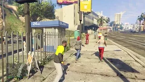 2018 Grand Theft Auto V_Franklin orders Chop to Attack Pedestrians