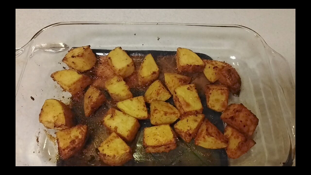 Oven Roasted Parmesan Potatoes- A delicious and simple side dish