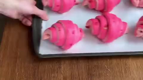 Amazing: A strawberry croissant? 🌸 #croissant #pastry #baking #recipe #sourdough
