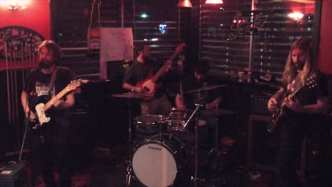 Humours - DOG SHREDDER
