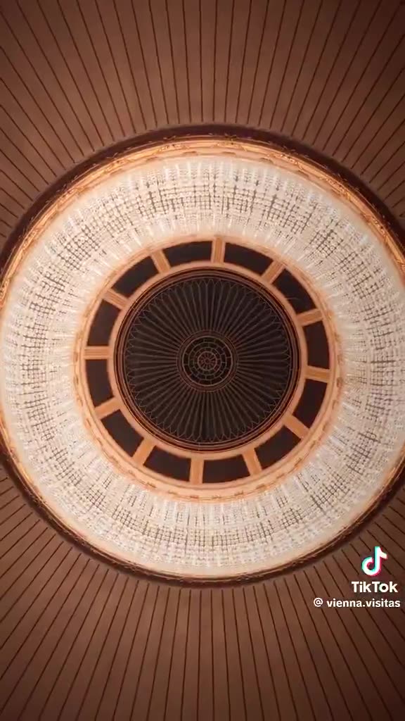 November 5, 1955: The Vienna State Opera House celebrated its grand reopening