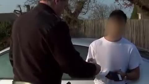 Couple’s inappropriate behaviour near a school DISGUSTS Police!