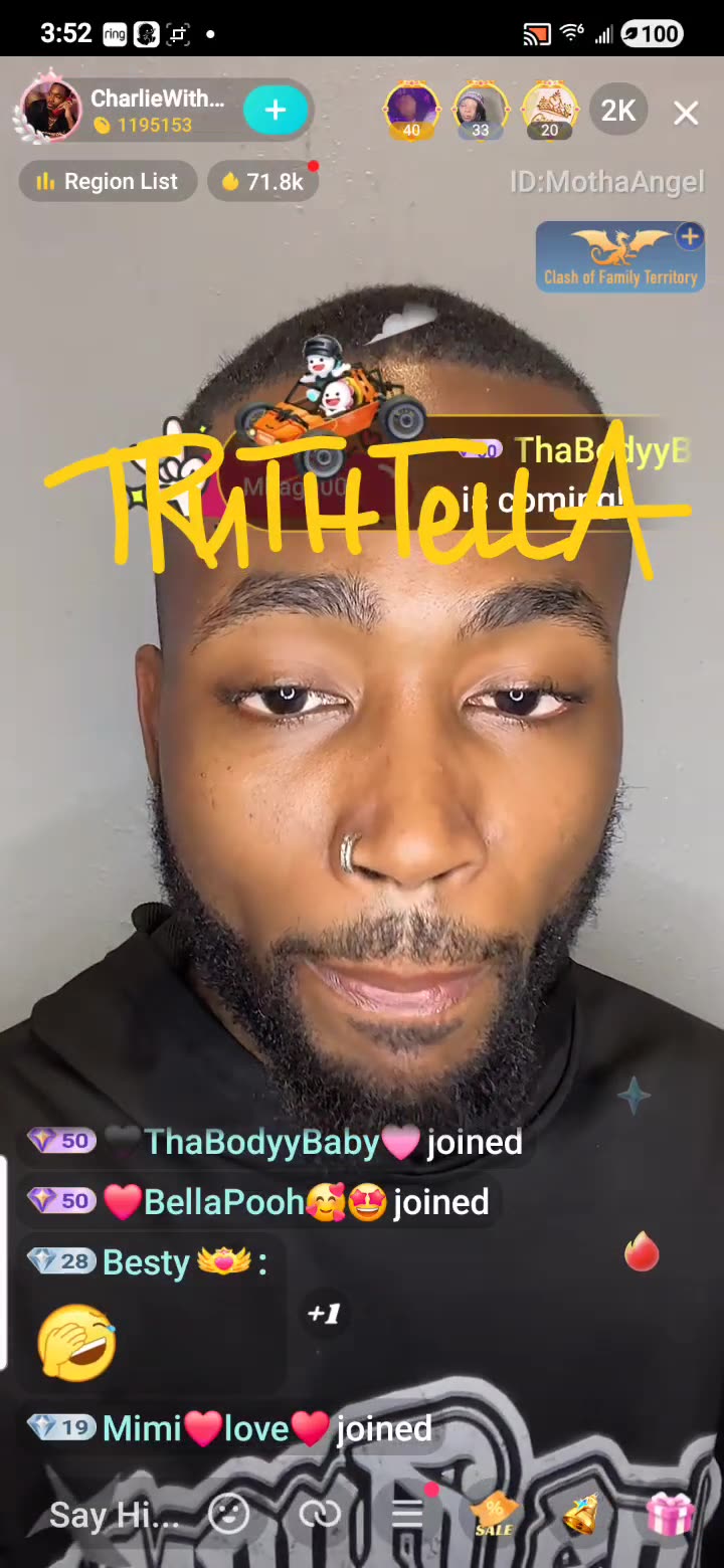 CHARLI LIVE REACTION TO 21BADBITCH DRAGGING HIM FOR TRYING TO HELP HER DUMB ASS