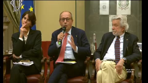 Alberto Bagnai Economia della sicurezza e politiche dell'accoglienza - Messaggio di Fontana