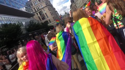 🏳️‍🌈STOCKHOLM PRIDE PARADE🏳️‍🌈 2022 - Mrs Sunshine