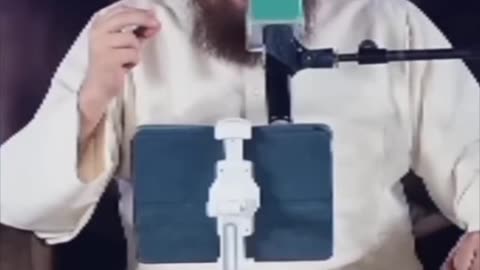 aurton KO izzat di jhalt k andhere KO khtam kia #madanichannel #newviral #hajiabdulhabibattari