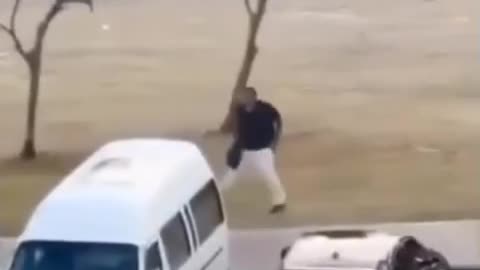 Brave citizen unarmed one attacker Bondi Australia